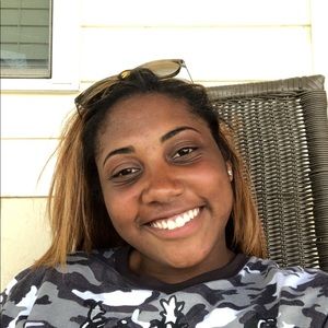 Meet your Posher, Kiera